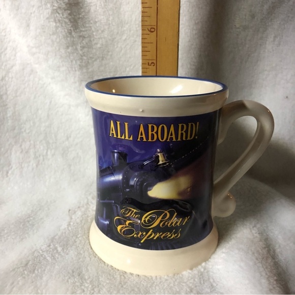 The Polar Express Christmas Coffee/Tea/Hot Chocolate Mug - Picture 6 of 8
